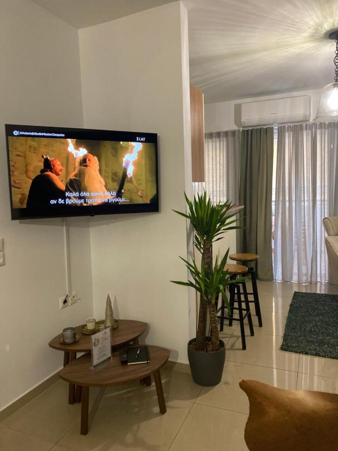 Little John Luxury Apartment بيرايوس المظهر الخارجي الصورة